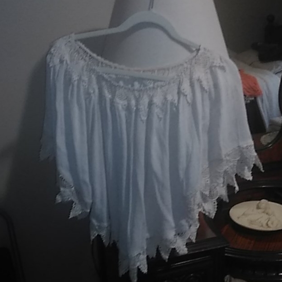 Blouse - Picture 2 of 3